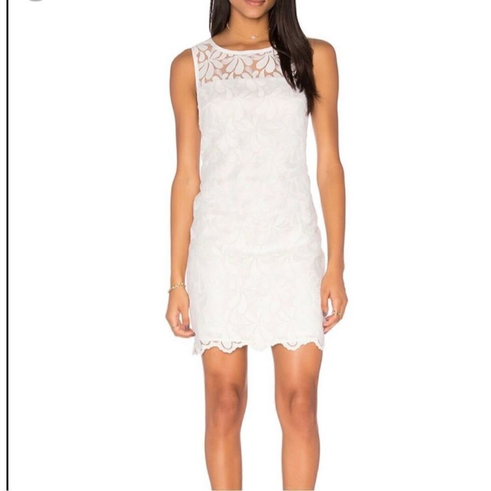 TRINA TURK NWT Mini Bisitti Dress White Sheath Lace Floral Embroidered